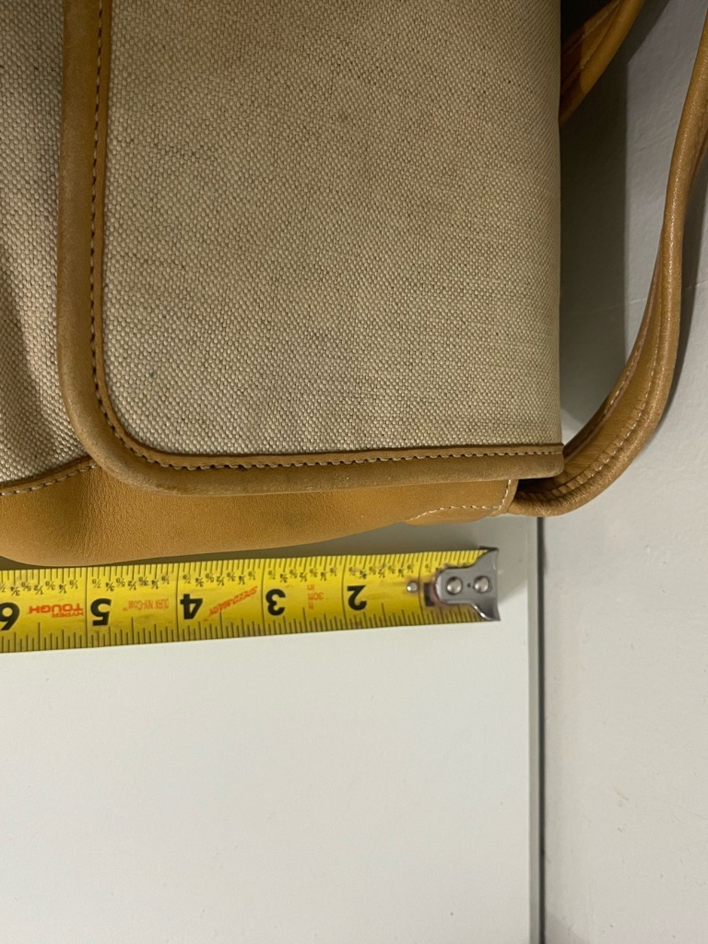 Coach Y2K Cream Canvas Shoulder Bag with Tan Leather Trim - Picture 8 of 11